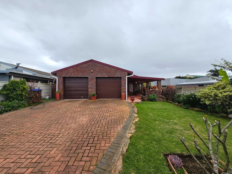 3 Bedroom Property for Sale in Jeffreys Bay Central Eastern Cape